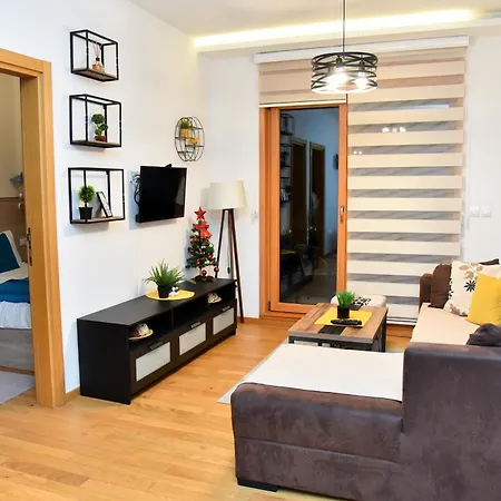 Blue-angel-lux Apartment